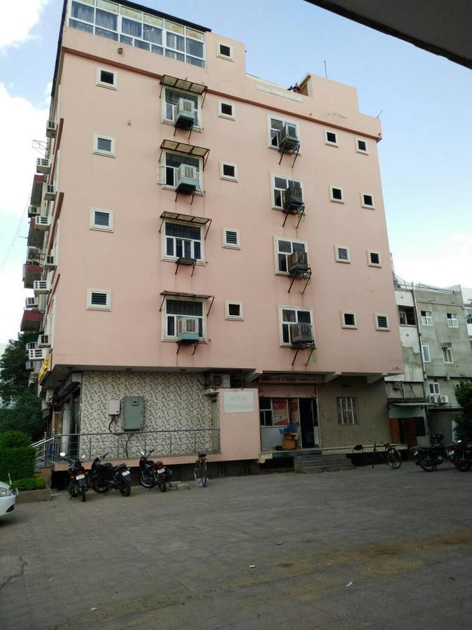 Hotel Mohit Palace Jaipur Exterior photo